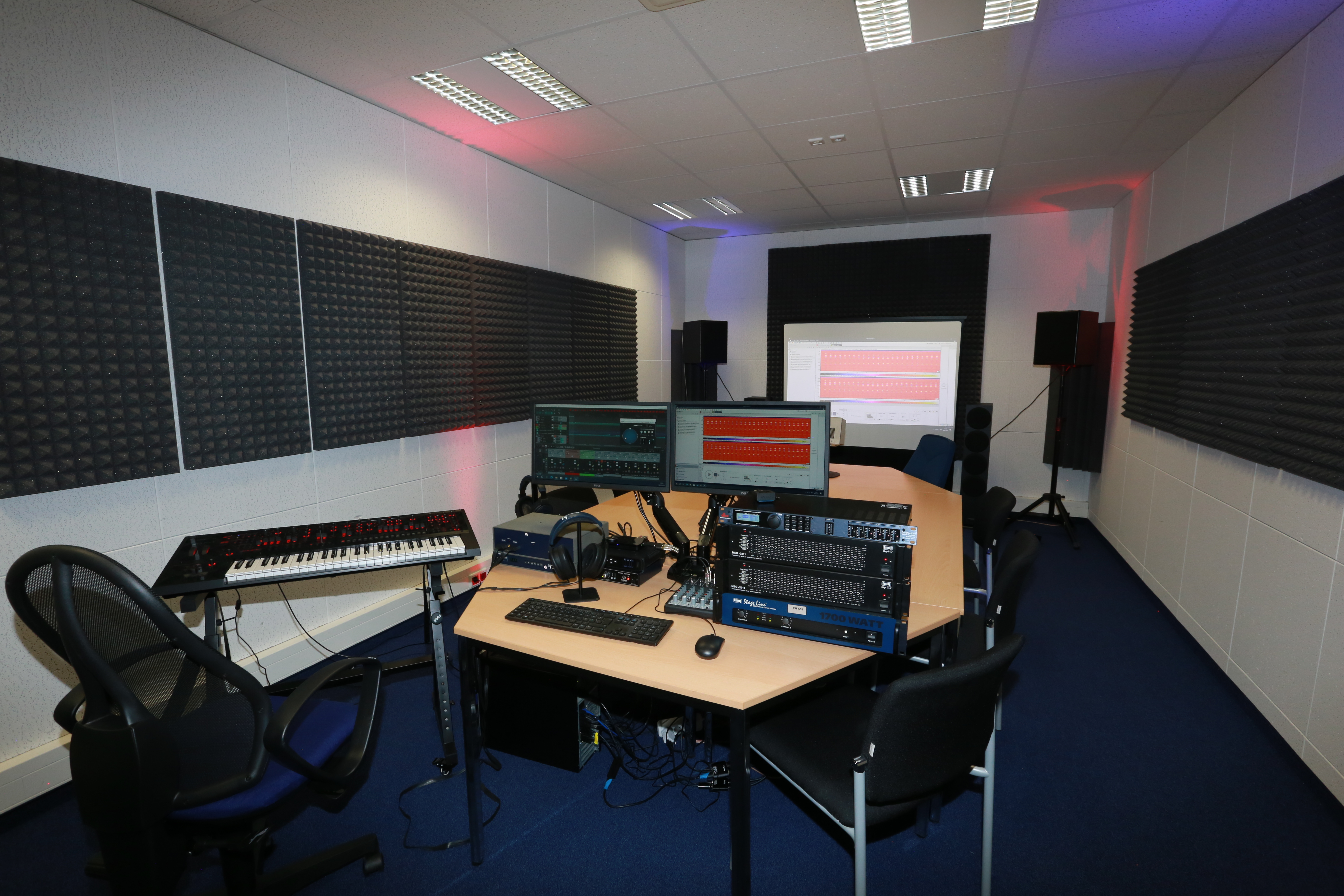 Sounddesign2.jpg Sounddesign2.jpg